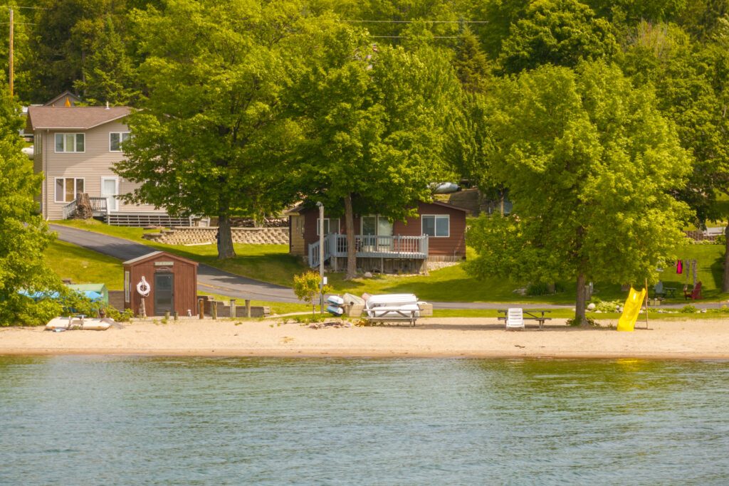 Your Home Sold Guaranteed Realty Exclusive How to Convince a Lakefront Seller to Accept Your Offer